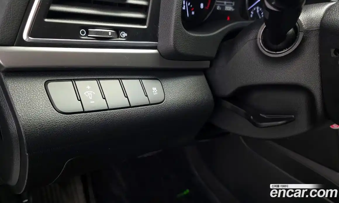 Hyundai Avante 2018 1.6 гидро в Москве № 756860, фото 18