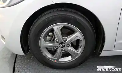 Hyundai Avante 2018 1.6 гидро в Москве № 756860, миниатюра 5