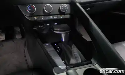 Hyundai Avante 2021 1.6 Автомат в Москве № 756888, миниатюра 9