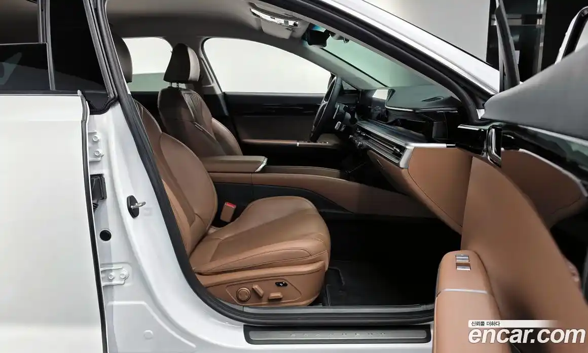 Hyundai Grandeur 2023 2.5 Автомат в Москве № 757058, фото 9