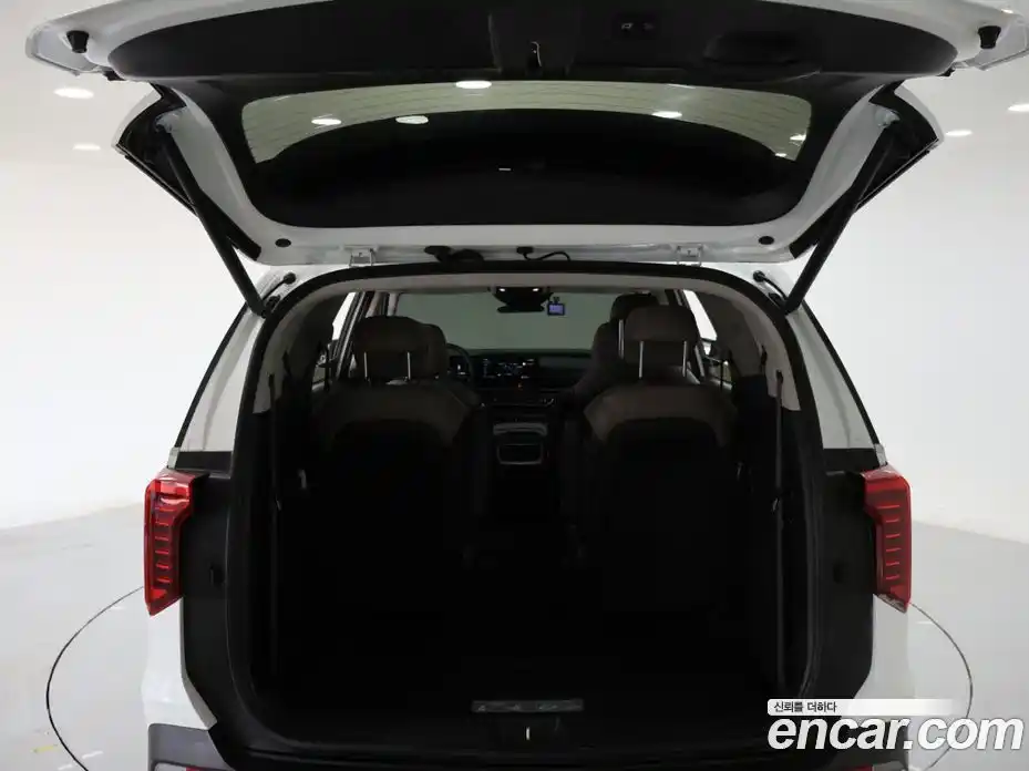 Kia Canival 2025 3.5 Автомат в Москве № 757229, фото 18