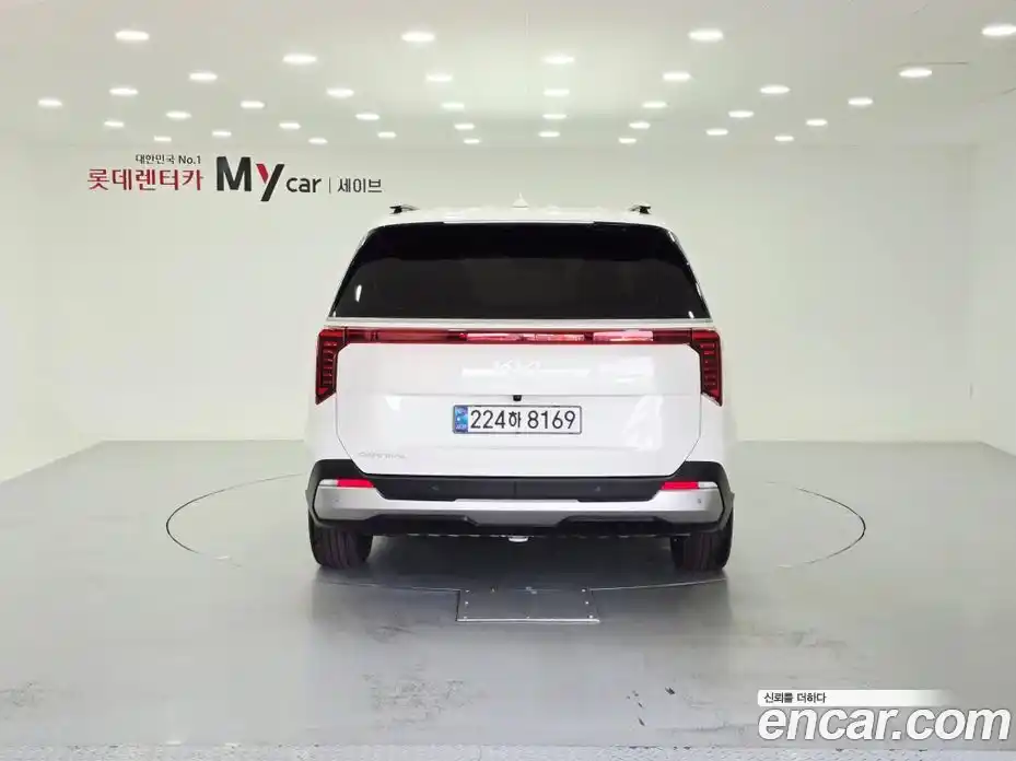 Kia Canival 2025 3.5 Автомат в Москве № 757229, фото 4