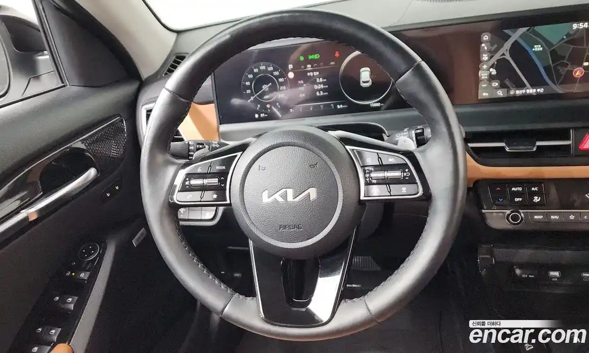 Kia Seltos 2024 1.6 Автомат в Москве № 757394, фото 13