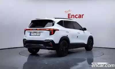 Kia Seltos 2024 1.6 Автомат в Москве № 757394, миниатюра 2