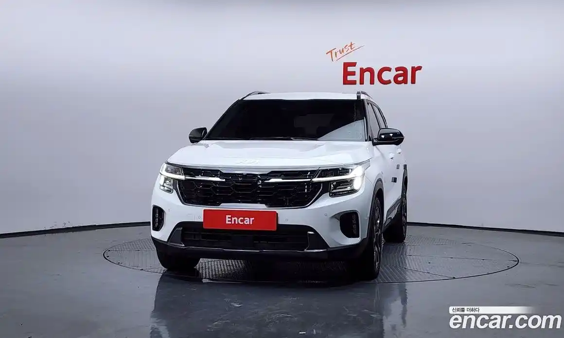 Kia Seltos 2024 1.6 Автомат в Москве № 757394, фото 3