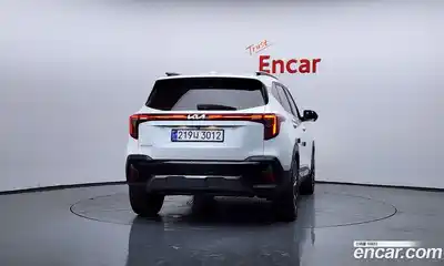 Kia Seltos 2024 1.6 Автомат в Москве № 757394, миниатюра 4