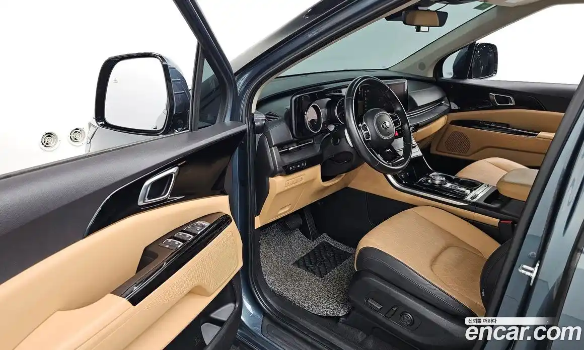 Kia Canival 2021 2.2 Автомат в Москве № 757606, фото 9