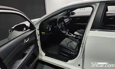 Kia K3 2019 1.6 Автомат в Москве № 757670, миниатюра 11