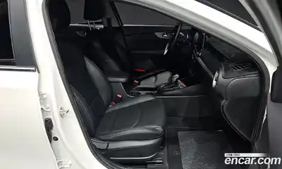 Kia K3 2019 1.6 Автомат в Москве № 757670, миниатюра 10