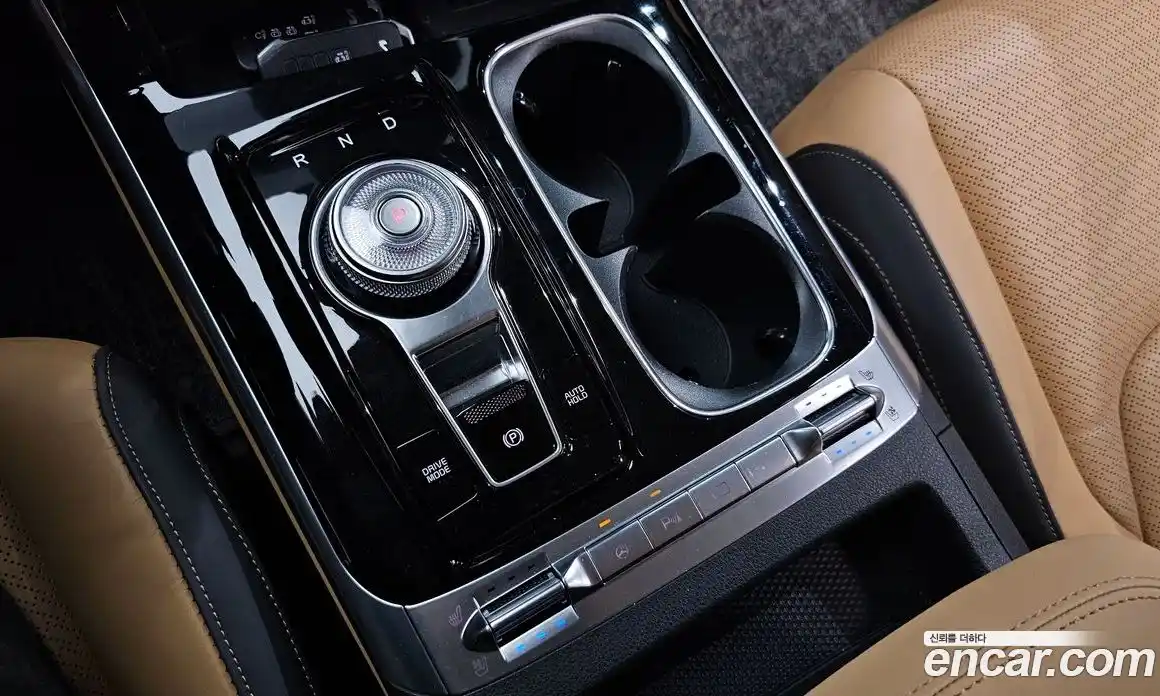 Kia Canival 2022 3.5 Автомат в Москве № 757782, фото 8