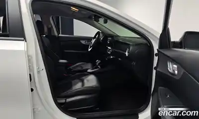 Kia K3 2022 1.6 Автомат в Москве № 757907, миниатюра 11