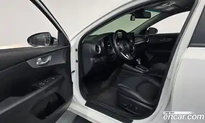 Kia K3 2022 1.6 Автомат в Москве № 757907, миниатюра 10