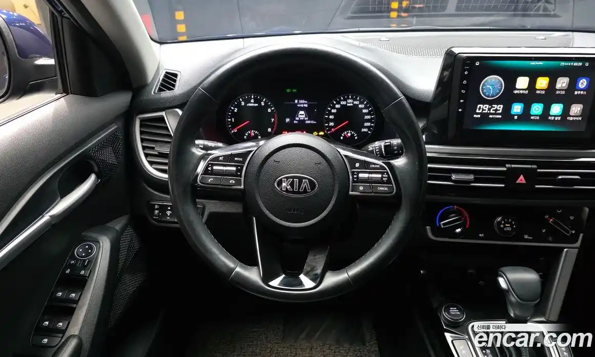 Kia Seltos 2020 1.6 Автомат в Москве № 757920, фото 13