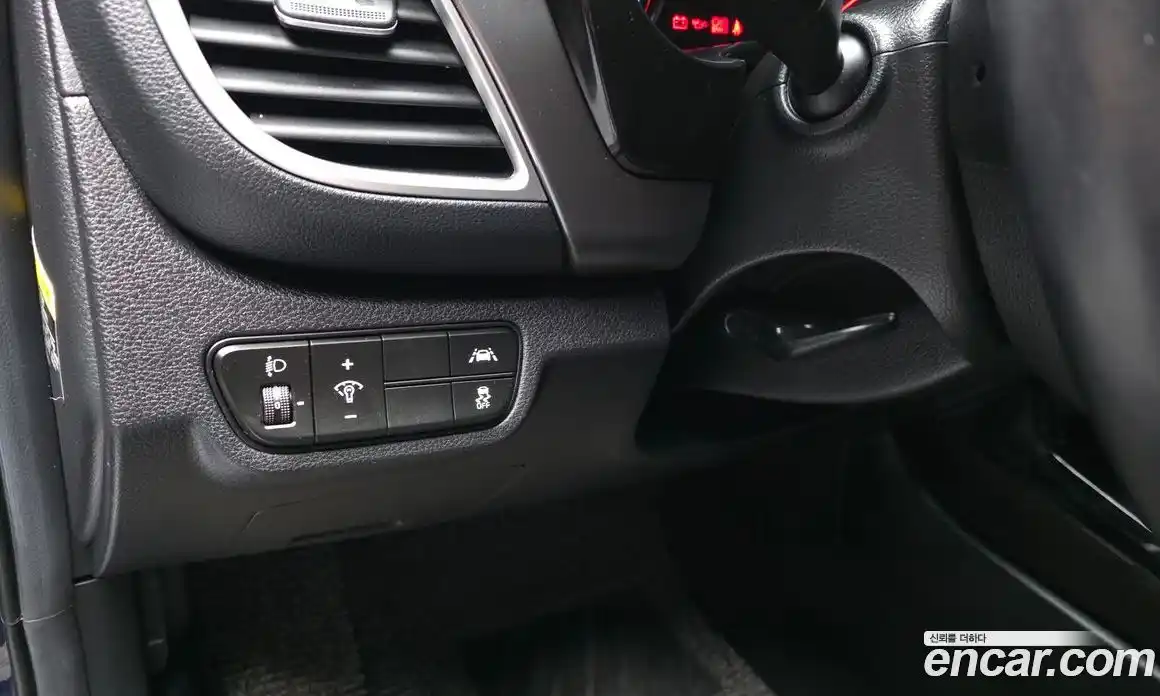 Kia Seltos 2020 1.6 Автомат в Москве № 757920, фото 16