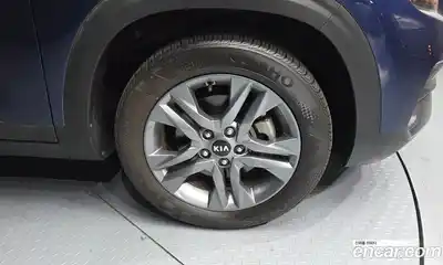 Kia Seltos 2020 1.6 Автомат в Москве № 757920, миниатюра 5