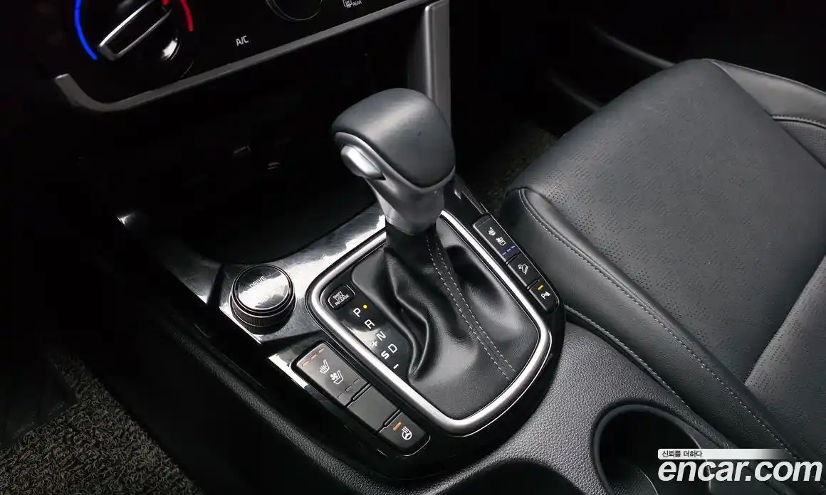 Kia Seltos 2020 1.6 Автомат в Москве № 757920, фото 9