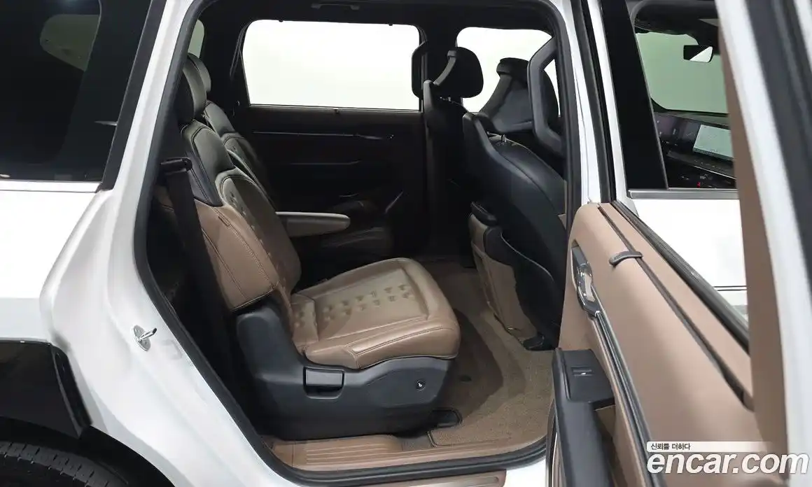 Kia EV9 2023 0.2 Автомат в Москве № 758264, фото 11