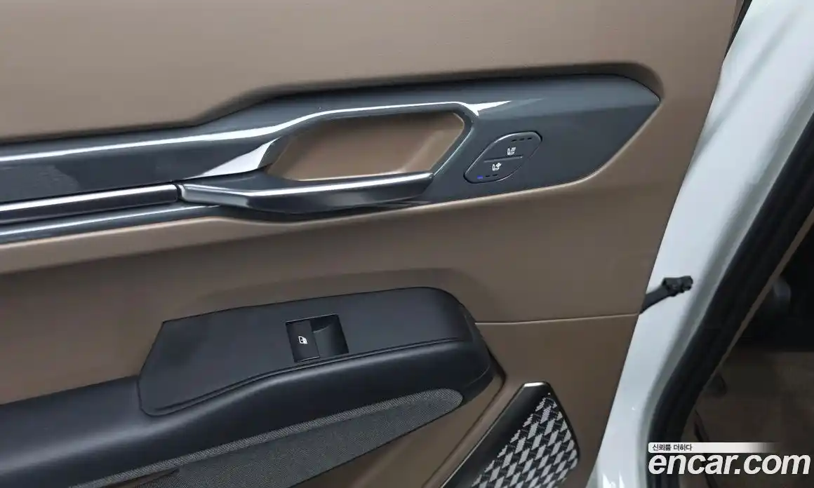 Kia EV9 2023 0.2 Автомат в Москве № 758264, фото 18