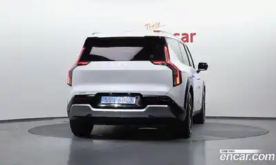 Kia EV9 2023 0.2 Автомат в Москве № 758264, миниатюра 3