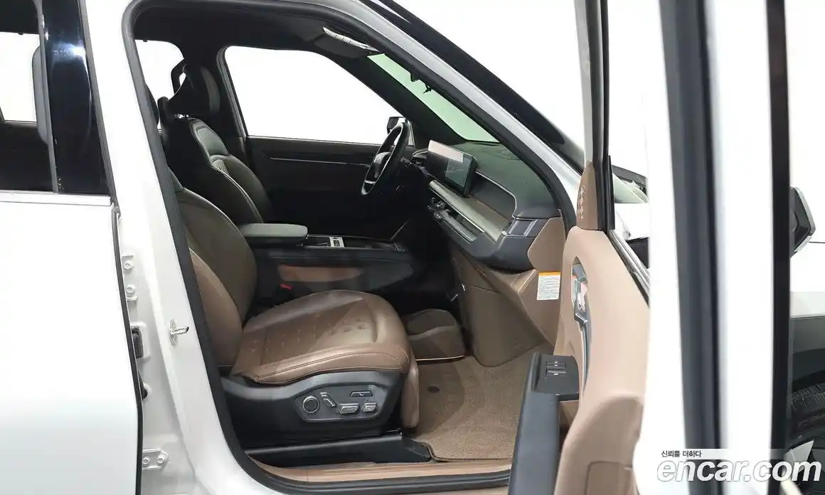 Kia EV9 2023 0.2 Автомат в Москве № 758264, фото 10