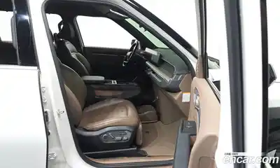 Kia EV9 2023 0.2 Автомат в Москве № 758264, миниатюра 10