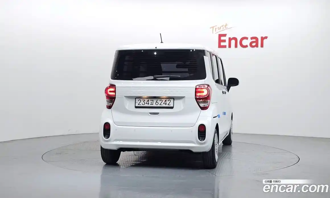 Kia Ray 2022 1.0 Автомат в Москве № 758328, фото 4