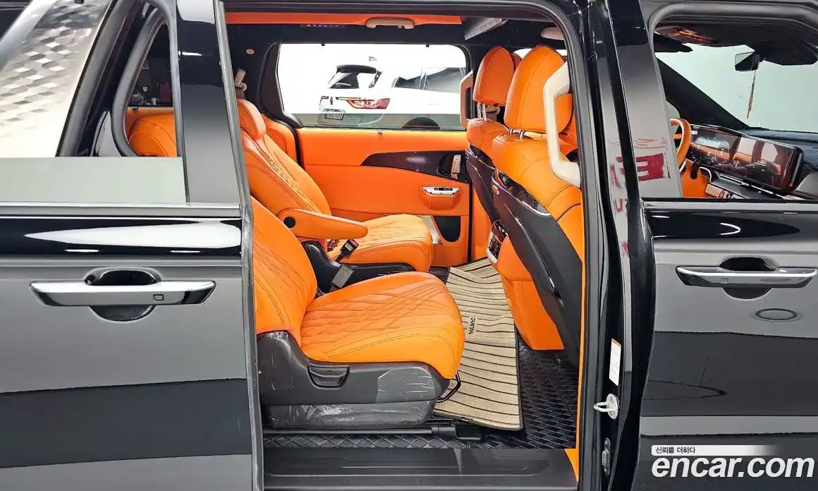 Kia Canival 2023 3.5 Автомат в Москве № 758465, фото 12