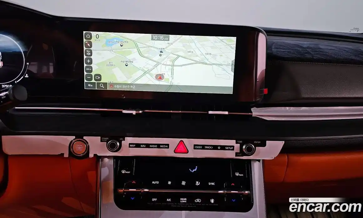 Kia Canival 2023 3.5 Автомат в Москве № 758465, фото 14