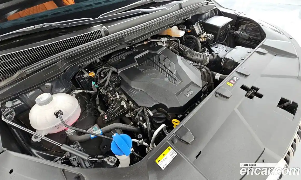 Kia Canival 2023 3.5 Автомат в Москве № 758465, фото 6