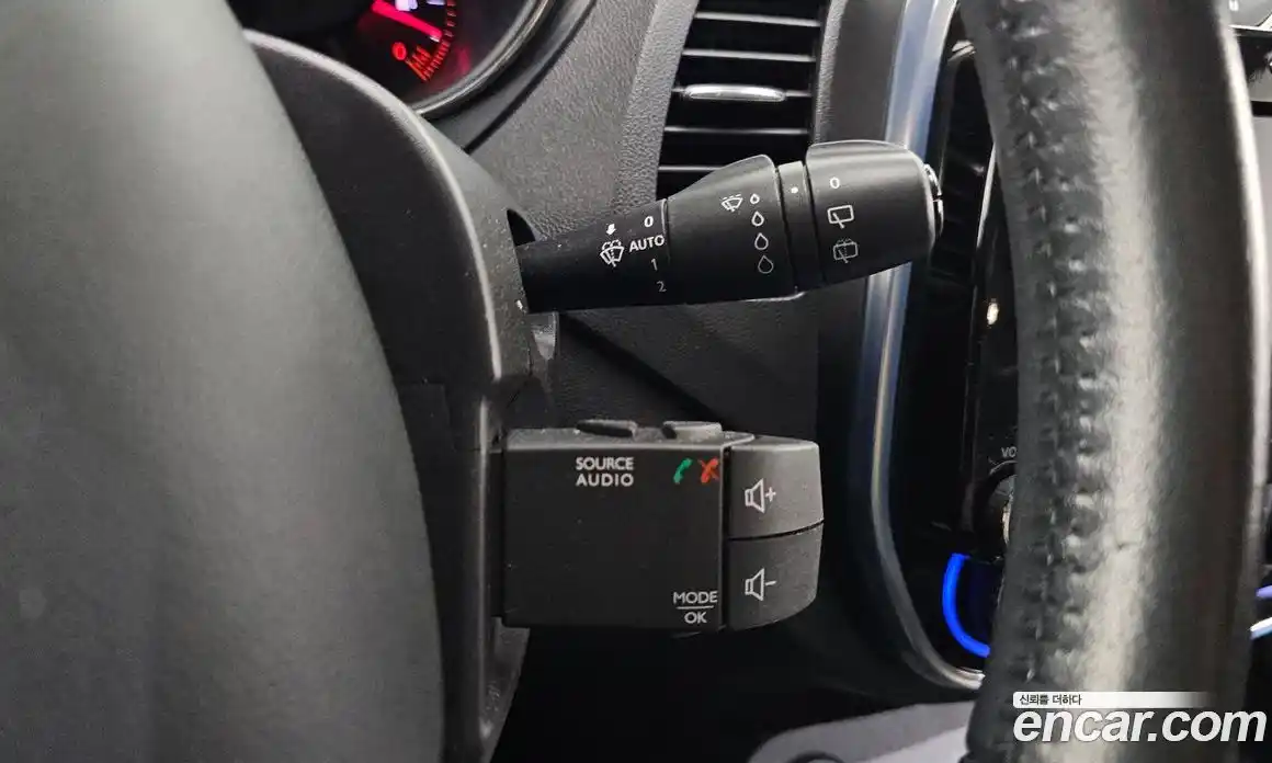 Renault QM3 2017 1.5 Автомат в Москве № 758585, фото 16