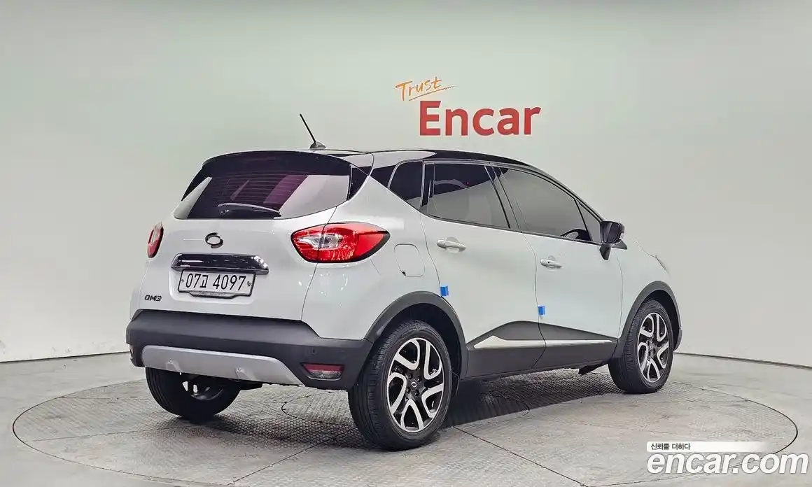 Renault QM3 2017 1.5 Автомат в Москве № 758585, фото 2