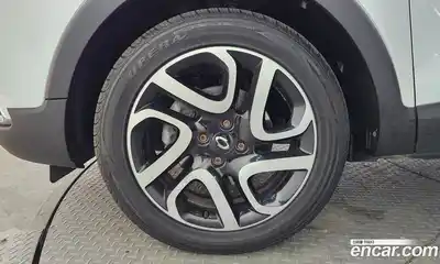 Renault QM3 2017 1.5 Автомат в Москве № 758585, миниатюра 5