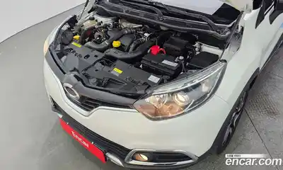 Renault QM3 2017 1.5 Автомат в Москве № 758585, миниатюра 6