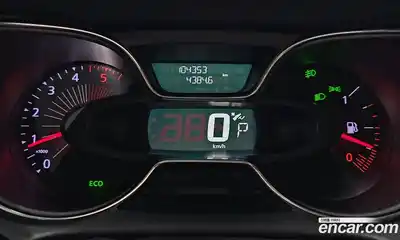 Renault QM3 2017 1.5 Автомат в Москве № 758585, миниатюра 8