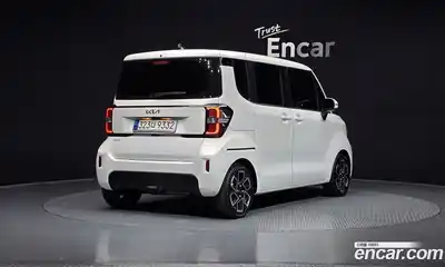 Kia Ray 2023 1.0 Автомат в Москве № 758749, миниатюра 2