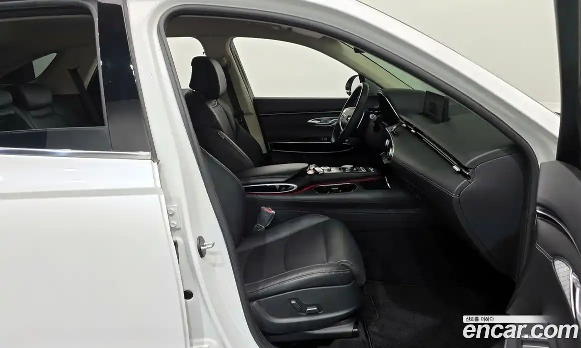 Genesis GV70 2022 2.5 Автомат в Москве № 758800, фото 11