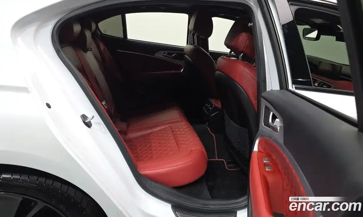 Genesis G70 2022 2.0 Автомат в Москве № 758880, фото 12