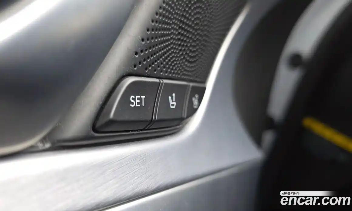 Genesis G70 2019 2.0 Автомат в Москве № 758896, фото 17