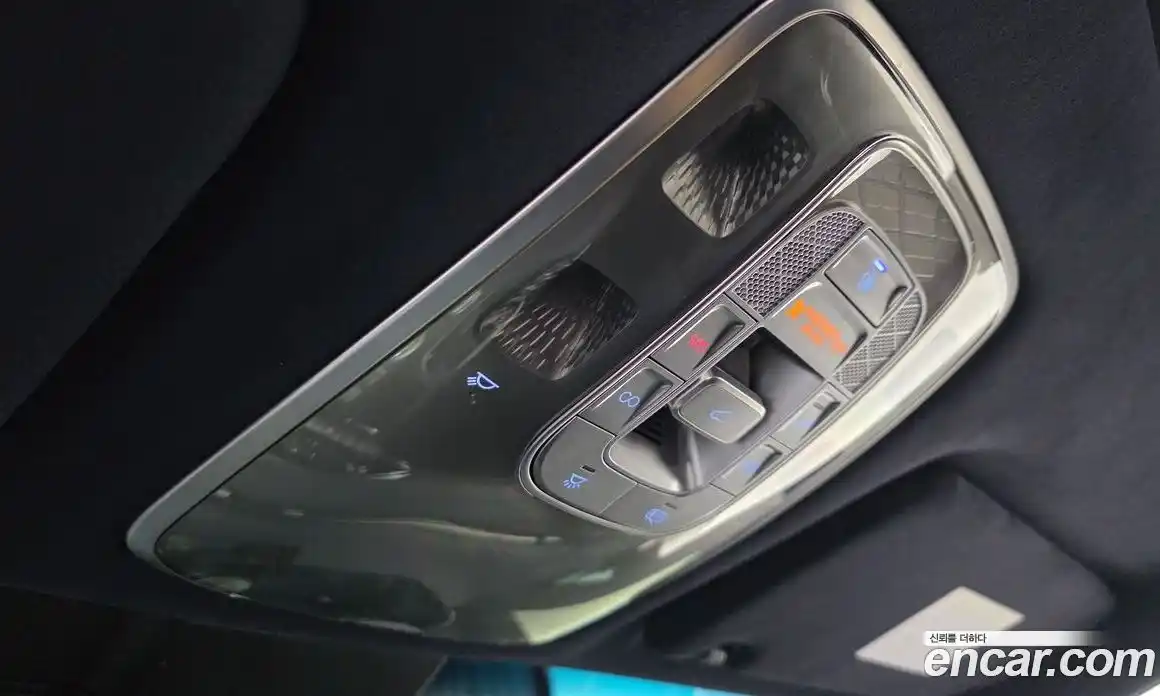 Genesis GV70 2021 2.5 Автомат в Москве № 759138, фото 14