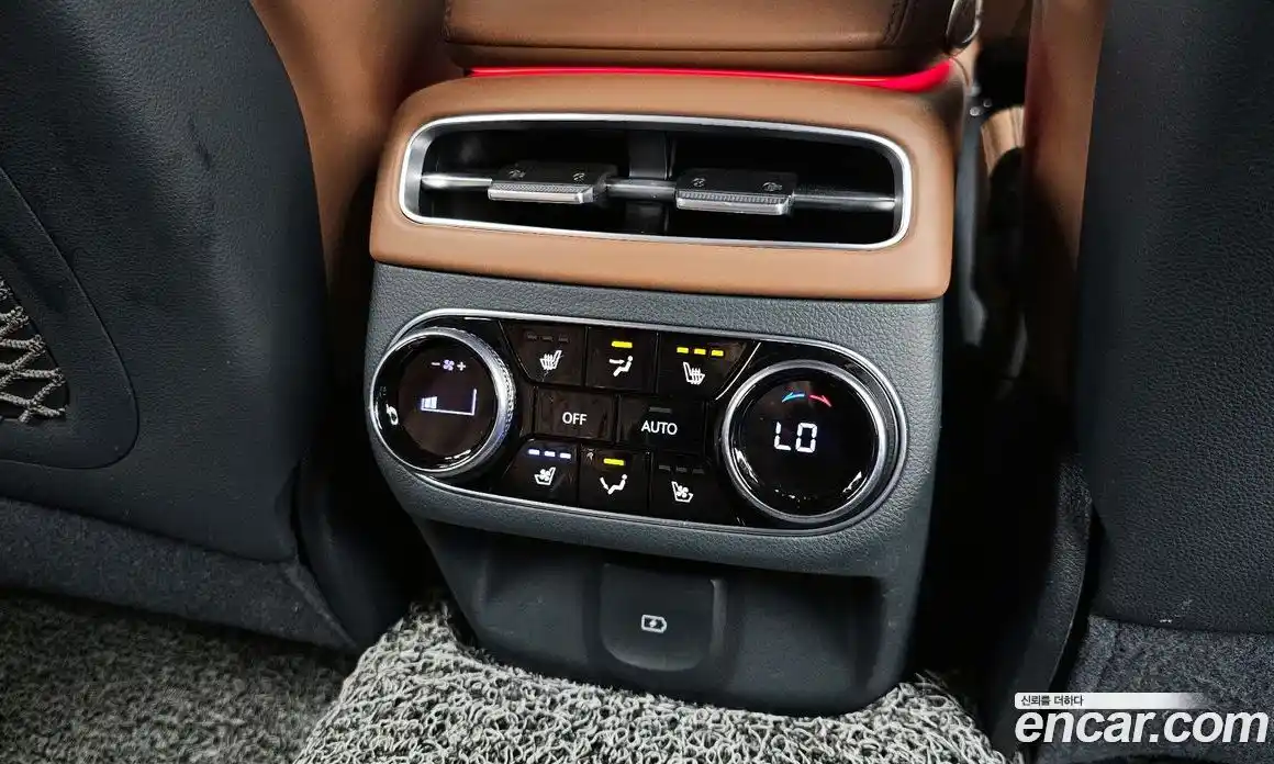 Genesis GV70 2023 2.5 Автомат в Москве № 759180, фото 19