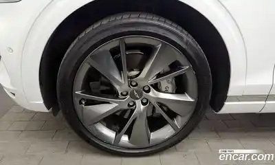 Genesis GV70 2023 2.5 Автомат в Москве № 759180, миниатюра 5