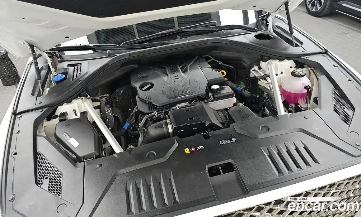 Genesis GV70 2023 2.5 Автомат в Москве № 759180, фото 6