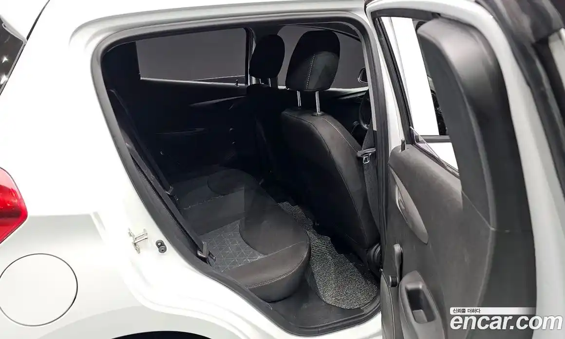 Chevrolet Spark 2018 1.0 Автомат в Москве № 759656, фото 11