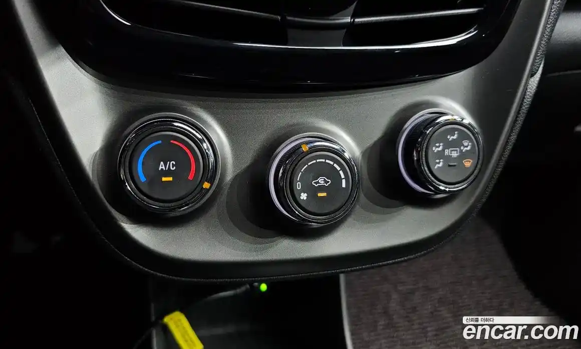 Chevrolet Spark 2018 1.0 Автомат в Москве № 759656, фото 17