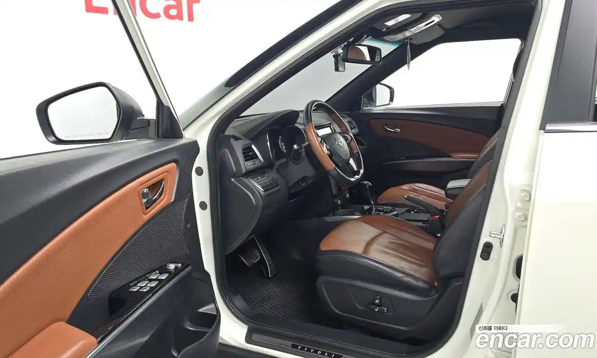 SsangYong TIBOLI 2017 1.6 Автомат в Москве № 759894, фото 10