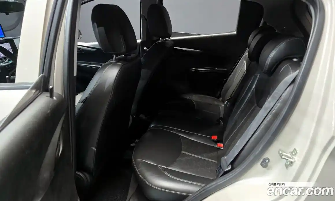 Chevrolet Spark 2017 1.0 Автомат в Москве № 760685, фото 13