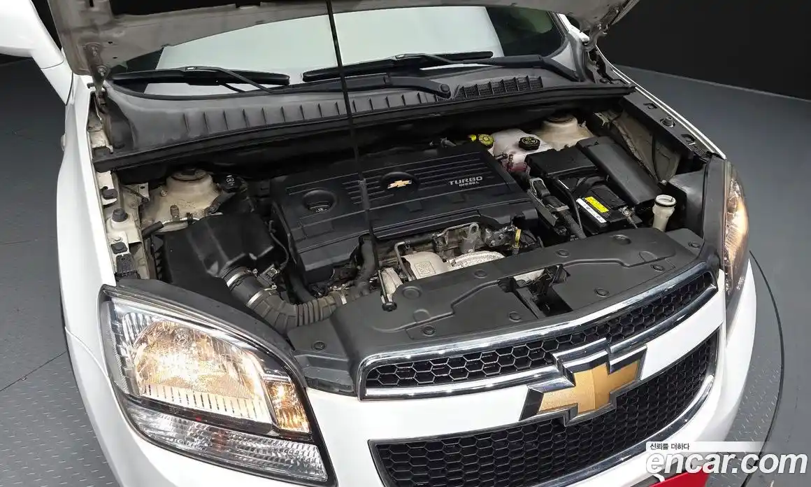 Chevrolet Orlando 2012 2.0 Автомат в Москве № 761305, фото 6