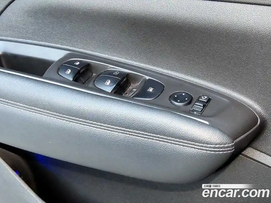 Renault QM6 2016 2.0 Автомат в Москве № 762071, фото 11