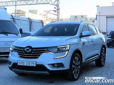 Renault QM6 2016 2.0 Автомат в Москве № 762071, миниатюра 2