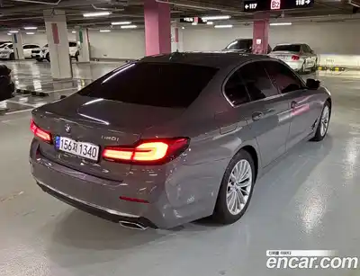 BMW 5-Series 2022 2.0 Автомат в Москве № 762771, миниатюра 2